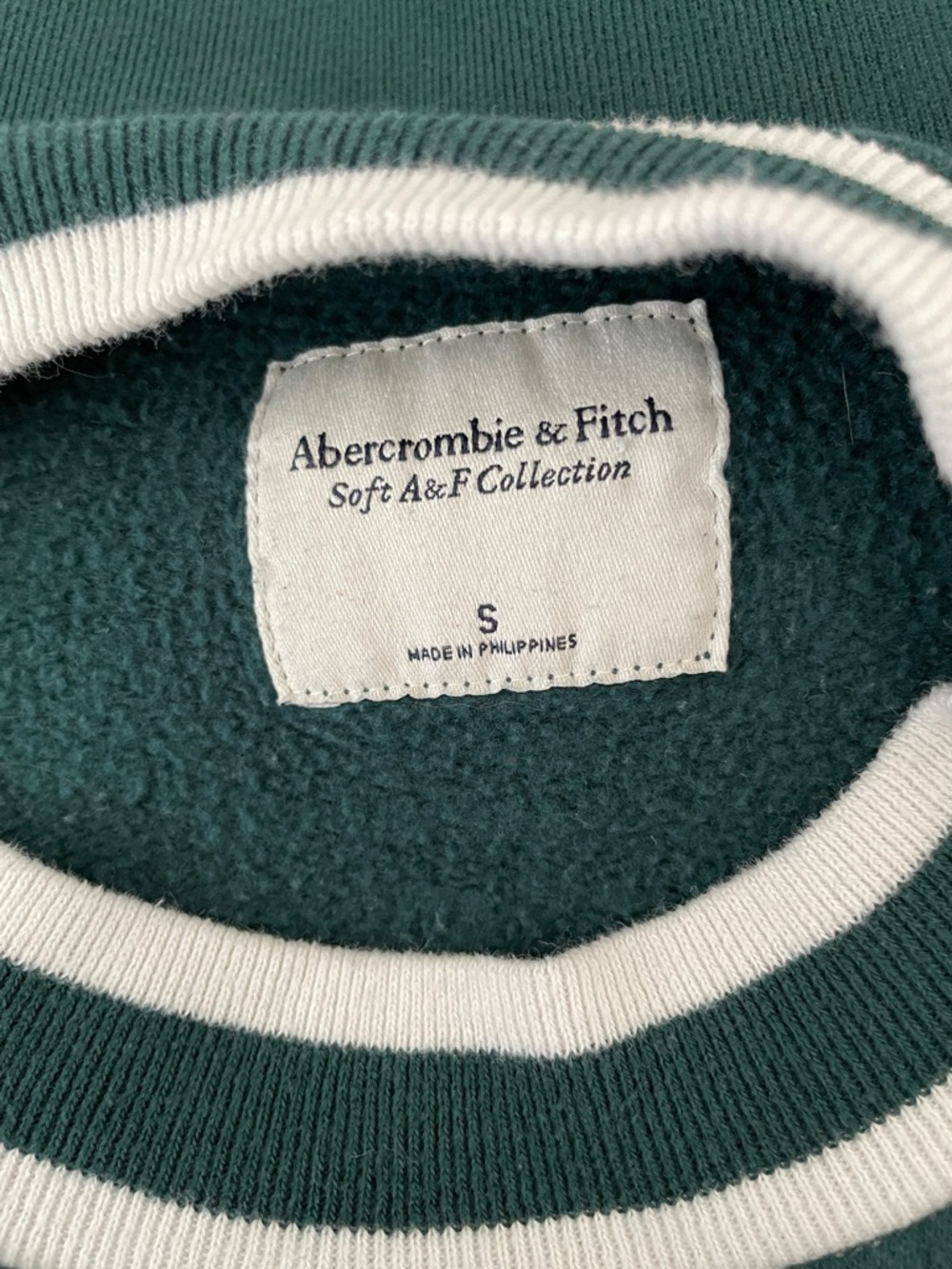 Abercrombie & Fitch Forest Green Sweatshirt with White Trim - Picture 2 of 7